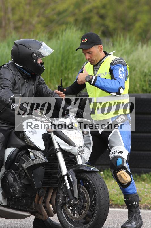 Archiv-2025/10 23.04.2025 Cornu Master School ADR/rot-rouge/29